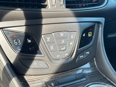 Used 2017 Buick Envision Premium w/ LPO, Hit The Road Package AWD/4WD image 22