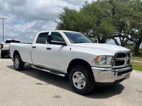 Used 2017 RAM 2500 Tradesman w/ Chrome Appearance Group AWD/4WD image 3
