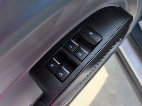 New 2026 Ford Maverick XL image 28