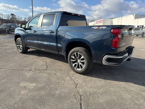 Used 2022 Chevrolet Silverado 1500 LT image 9