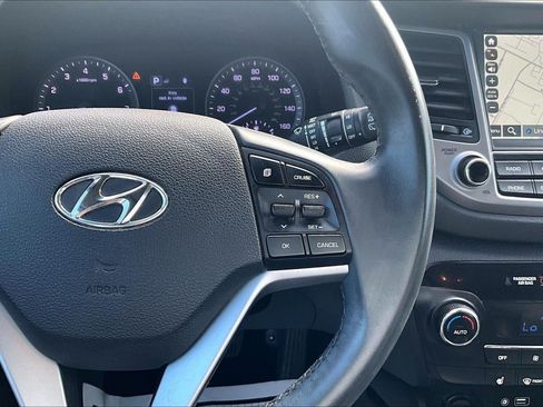 Used 2017 Hyundai Tucson SE Plus FWD image 18
