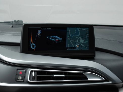 Used 2015 BMW i8 AWD/4WD image 26