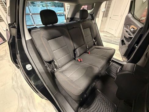 Used 2020 GMC Terrain SLE w/ Driver Convenience Package FWD image 5