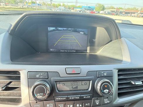 Used 2016 Honda Odyssey EX-L image 16