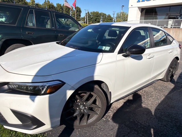 Used 2024 Honda Civic Sport image 3
