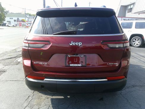 Used 2022 Jeep Grand Cherokee L Laredo w/ Luxury Tech Group I AWD/4WD image 9