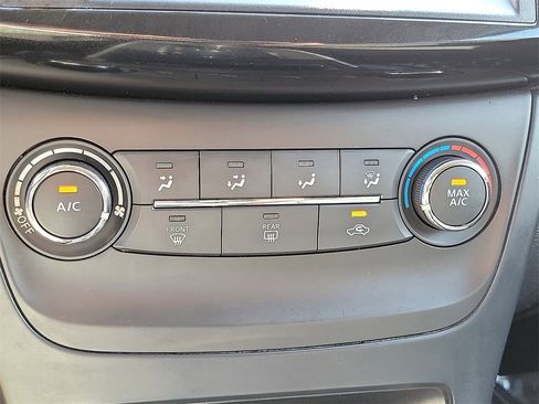 Used 2019 Nissan Sentra S w/ Appearance Package image 9