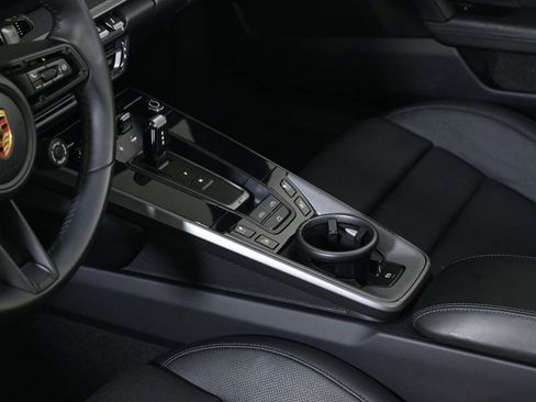 Used 2023 Porsche 911 Carrera image 16