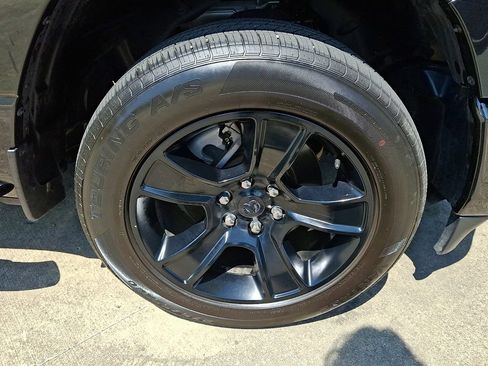 Used 2021 RAM 1500 Big Horn AWD/4WD image 10