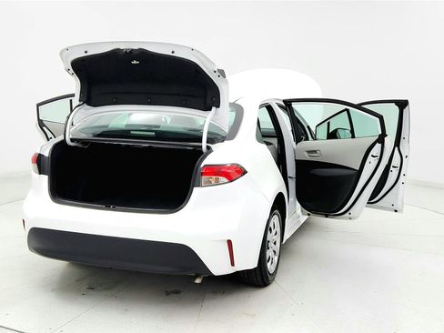 Used 2023 Toyota Corolla LE image 11