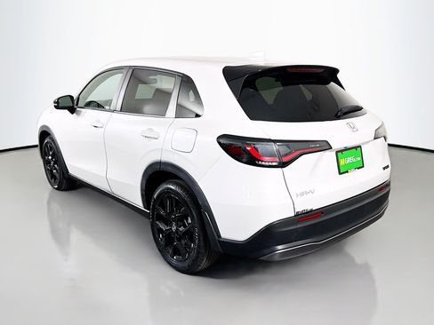 Used 2023 Honda HR-V Sport image 7