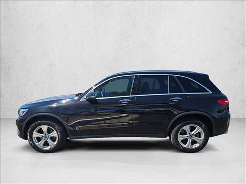 Used 2018 Mercedes-Benz GLC 300 4MATIC image 9