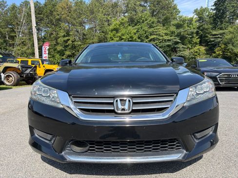 Used 2014 Honda Accord Touring image 2