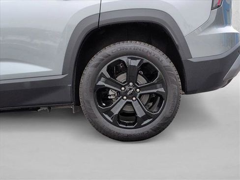 New 2026 Chevrolet Equinox LT FWD image 10