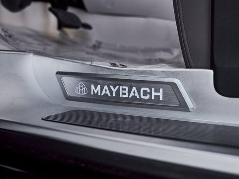 Used 2021 Mercedes-Benz Metris Passenger w/ Premium Safety Package image 41