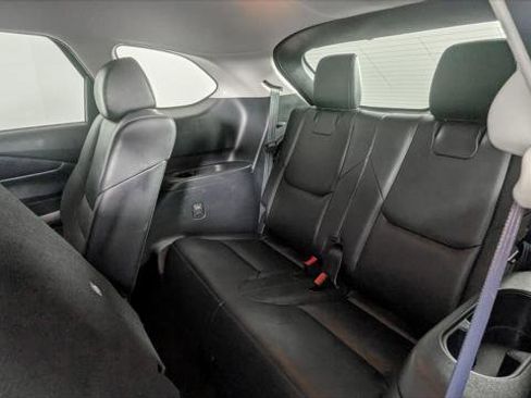 Used 2022 MAZDA CX-9 Touring image 14