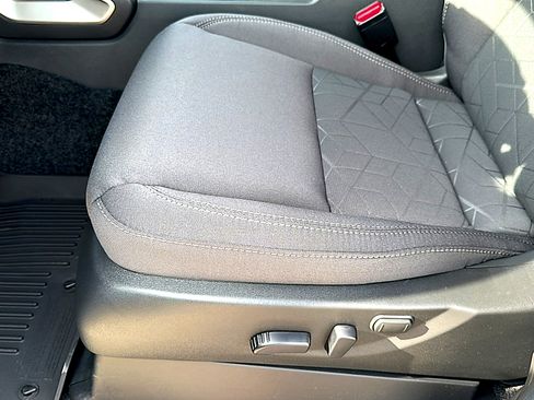 New 2026 Nissan Frontier SV w/ All-Weather Content Package image 12