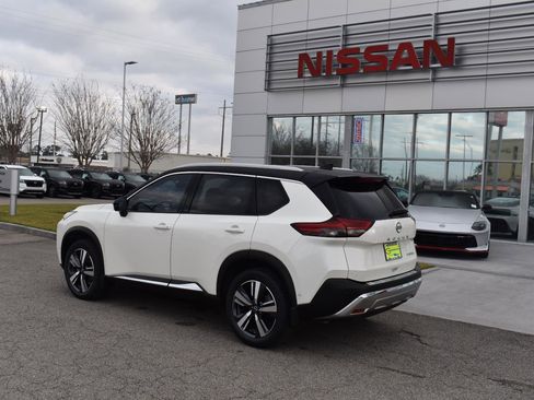 Certified 2023 Nissan Rogue Platinum w/ Platinum Premium Package image 9