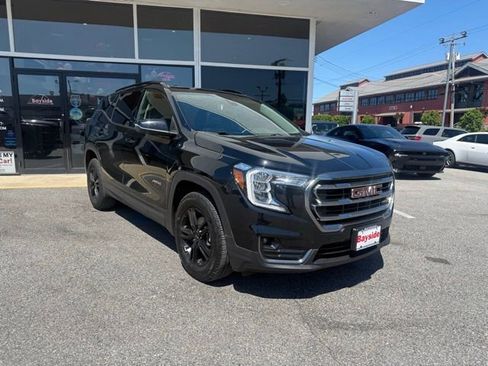 Used 2024 GMC Terrain AT4 w/ Infotainment Package II AWD/4WD image 2