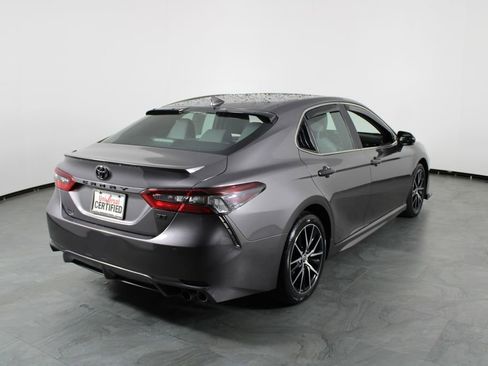 Used 2021 Toyota Camry SE FWD image 15