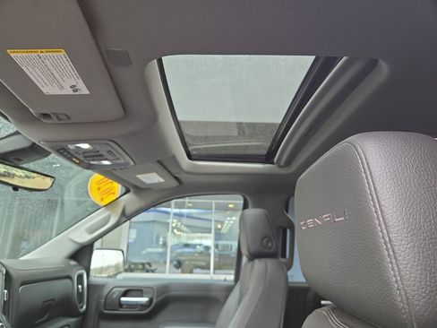 Used 2020 GMC Sierra 1500 Denali w/ Technology Package image 28