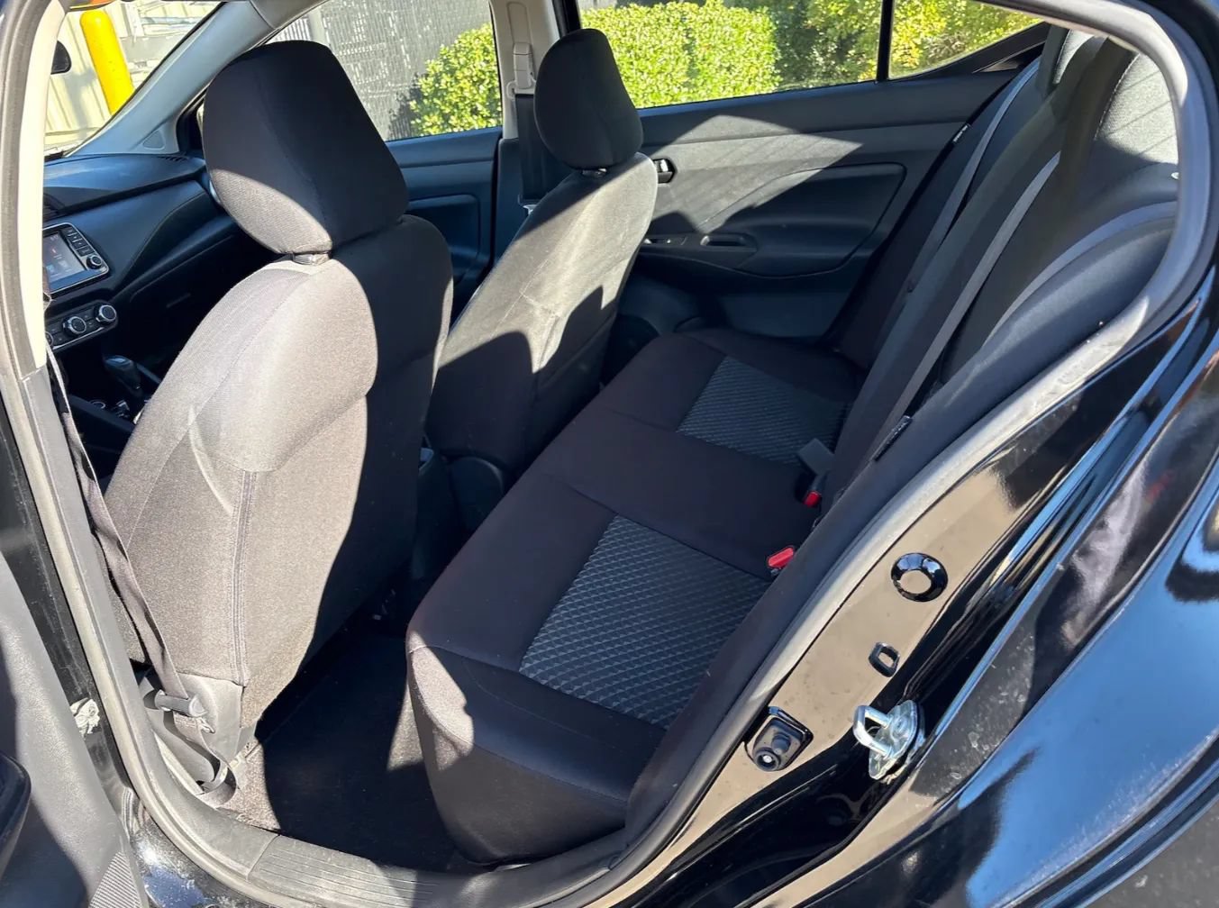 Used 2020 Nissan Versa S FWD image 5