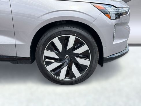 New 2026 Volvo EX90 Plus AWD/4WD image 12