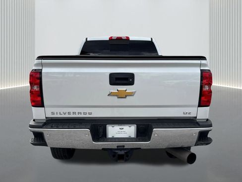 Used 2018 Chevrolet Silverado 2500 LTZ w/ Duramax Plus Package image 6