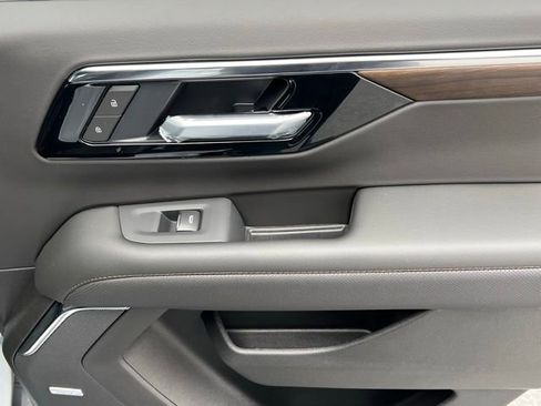 New 2026 Chevrolet Tahoe High Country AWD/4WD image 15