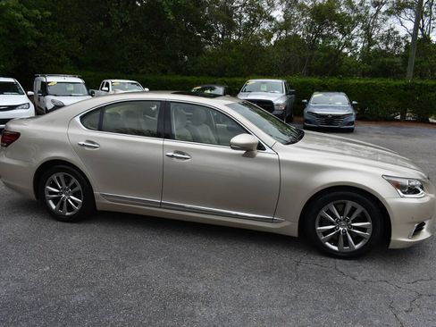 Used 2014 Lexus LS 460 AWD w/ Comfort Package image 41
