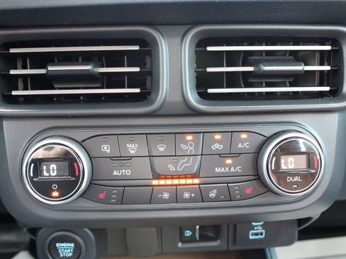 Used 2022 Ford Maverick Lariat w/ Lariat Luxury Package FWD image 38