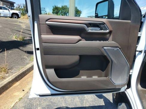 New 2026 GMC Sierra 2500 Denali w/ Technology Package AWD/4WD image 18