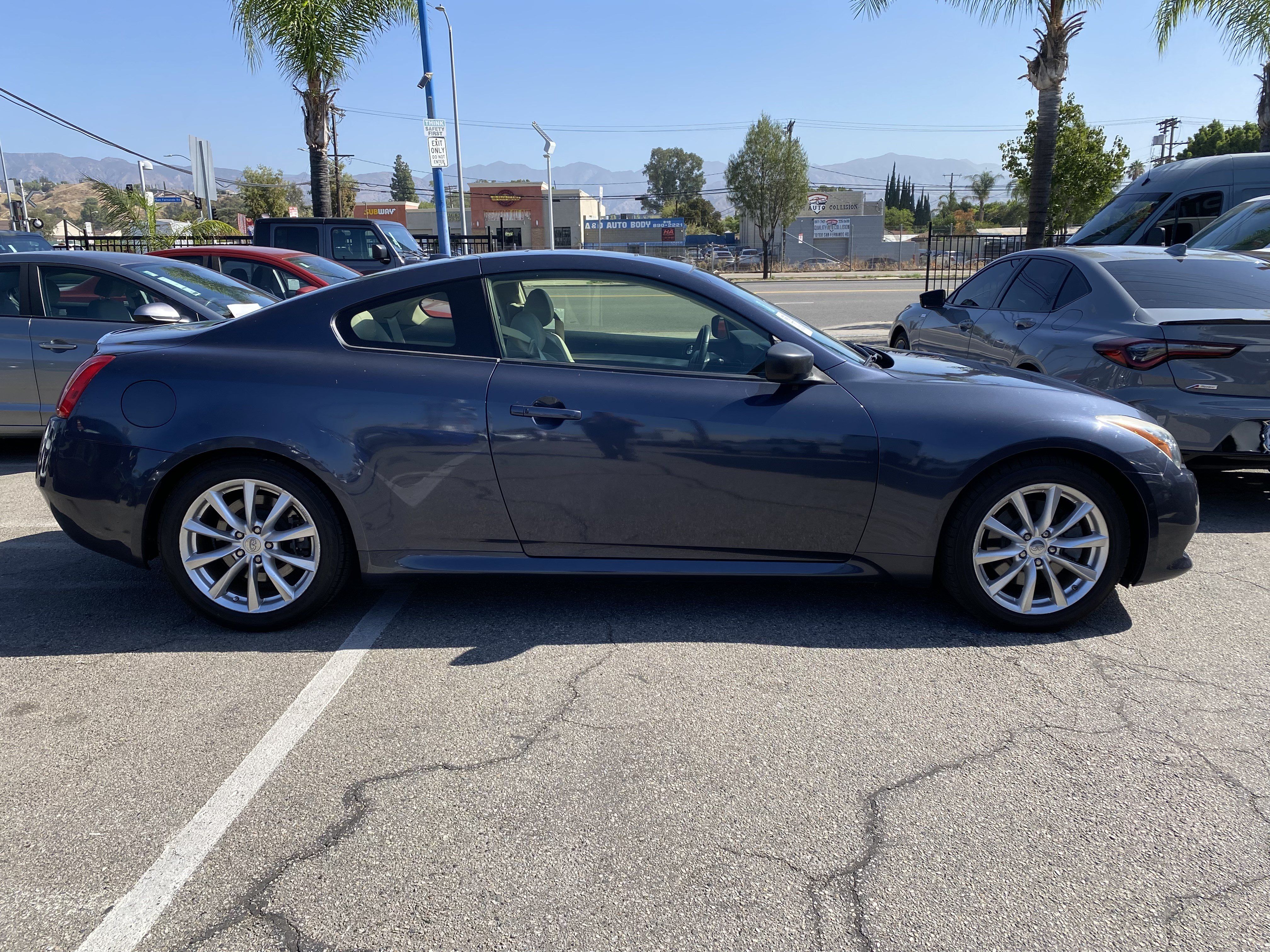 Used 2013 INFINITI G37 Journey w/ Premium Pkg RWD image 12