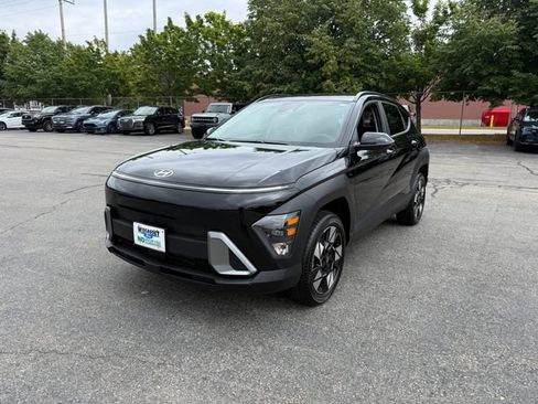 Used 2025 Hyundai Kona SEL AWD/4WD image 17