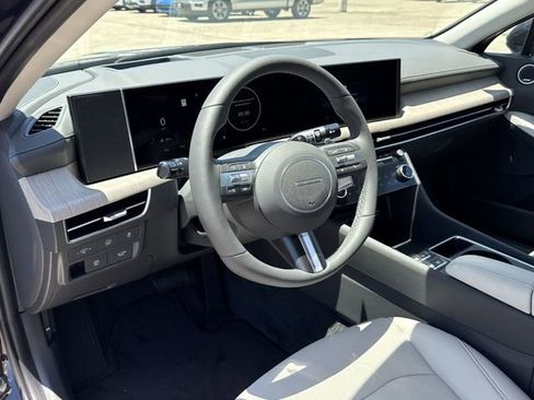 New 2025 Hyundai Sonata Limited image 11