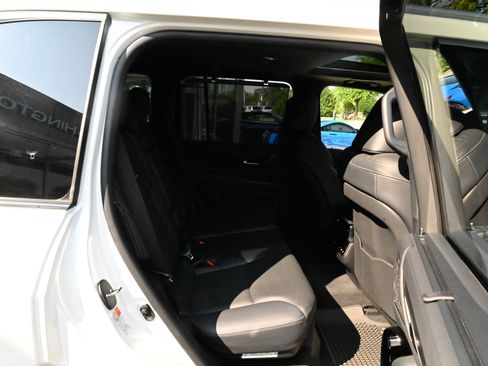 Used 2025 Lexus LX 600 4WD w/ Accessory Package (2T) image 52