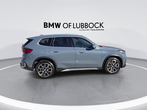 Certified 2025 BMW X1 xDrive28i w/ Technology Package image 9