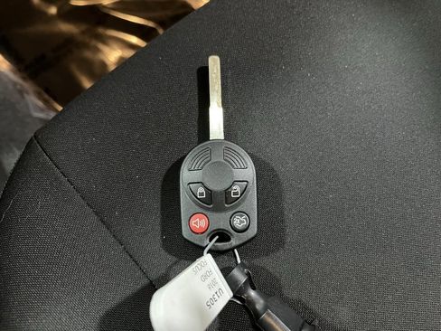 Used 2018 Ford Focus SE image 32