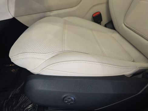 New 2026 Mercedes-Benz GLC 300 4MATIC image 31