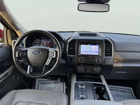 Used 2019 Ford Expedition Limited w/ Equipment Group 301A AWD/4WD image 24