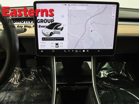 Used 2018 Tesla Model 3 Long Range RWD image 12