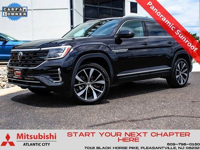 Used 2025 Volkswagen Atlas Cross Sport SEL Premium R-Line