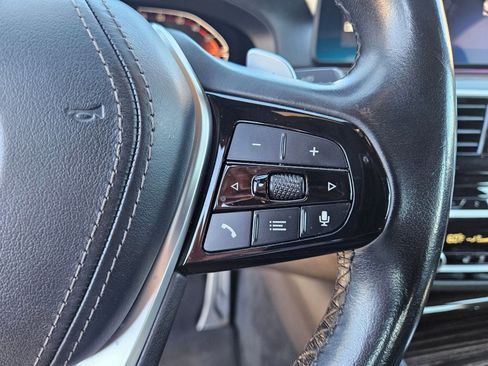 Used 2021 BMW 540i w/ Convenience Package image 13