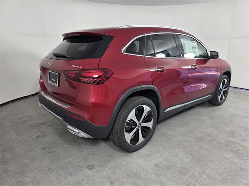 New 2026 Mercedes-Benz GLA 250 4MATIC image 4