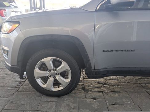 Used 2019 Jeep Compass Latitude image 8