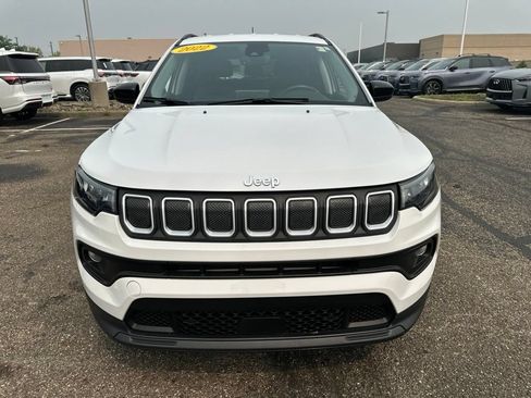 Used 2022 Jeep Compass Latitude w/ Convenience Group AWD/4WD image 17