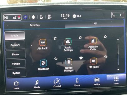 Used 2022 Chrysler Pacifica Touring-L