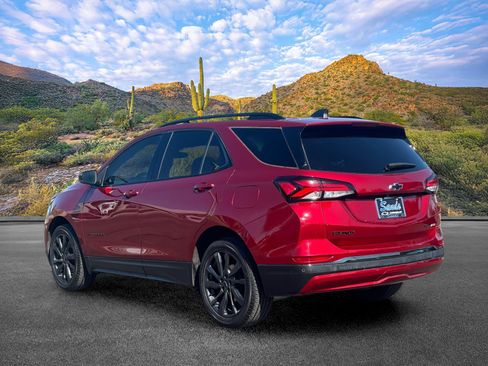 Used 2022 Chevrolet Equinox RS AWD/4WD image 6