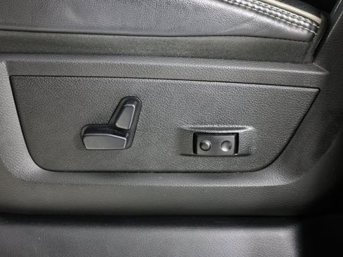 Used 2019 RAM 2500 Limited image 30