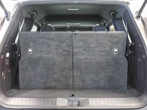 Used 2024 Lexus LX 600 4WD w/ Interior Upgrade Package image 27